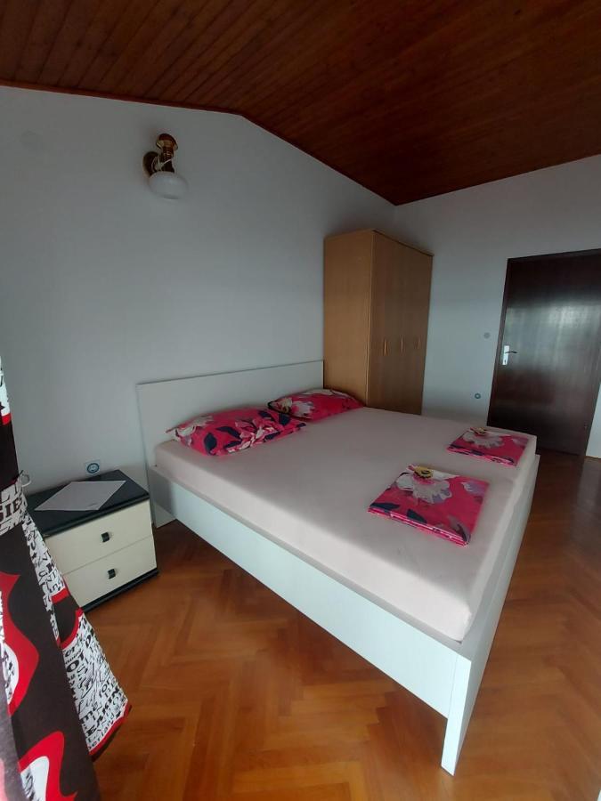 Apartments Drazen Crikvenica Exterior foto